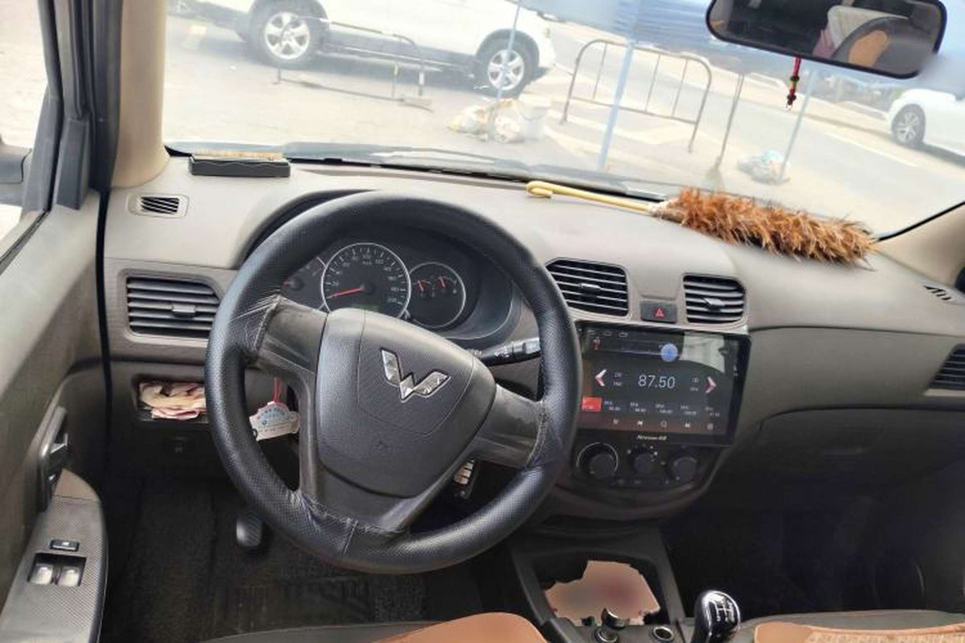 Used Wuling Hongguang 2016 1.5L Restyled S Comfort Version Center Console