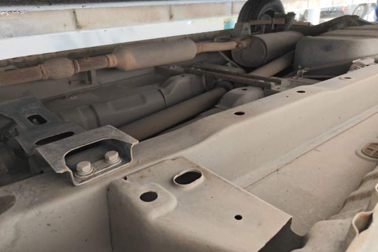 Used Wuling Hongguang 2016 1.5L Restyled S Comfort Version Chassis Front Right