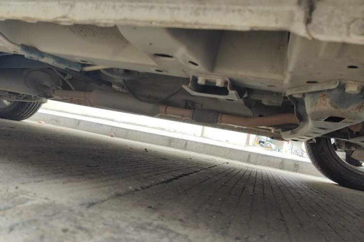 Used Wuling Hongguang 2016 1.5L S1 Deluxe Model China V-standard Chassis Front Right