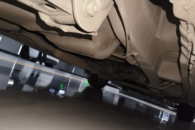 Used Wuling Hongguang 2016 1.5L Restyled S Comfort Version Chassis Rear Right