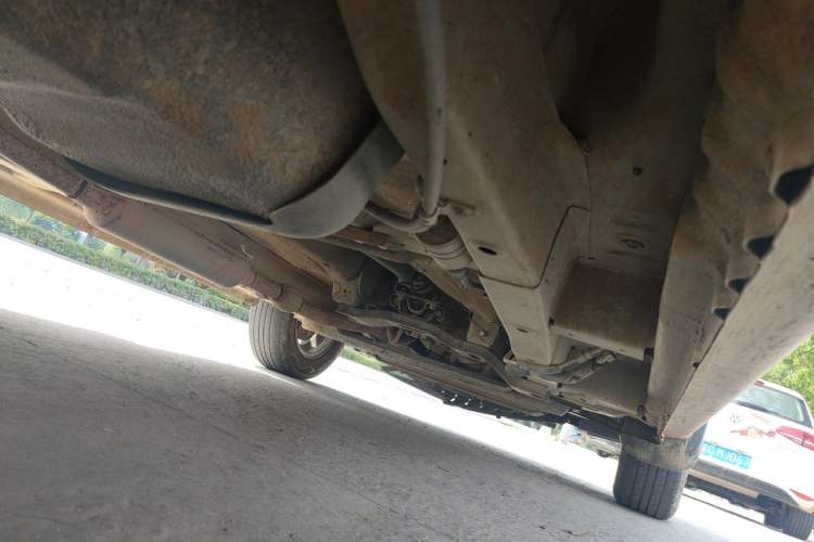 Used Wuling Hongguang 2016 1.5L S Comfort Version Chassis Rear Right