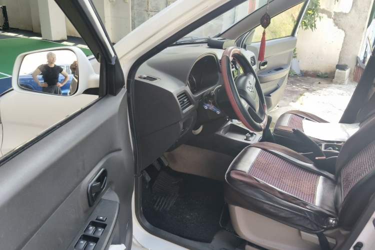 Used Wuling Hongguang 2016 1.5L Restyled S Comfort Version Driver Seat