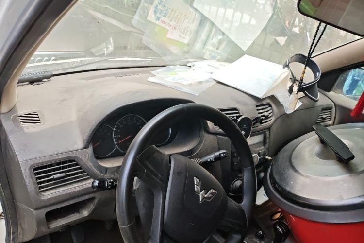 Used Wuling Hongguang 2016 1.5L Restyled S Comfort Version Driver Seat