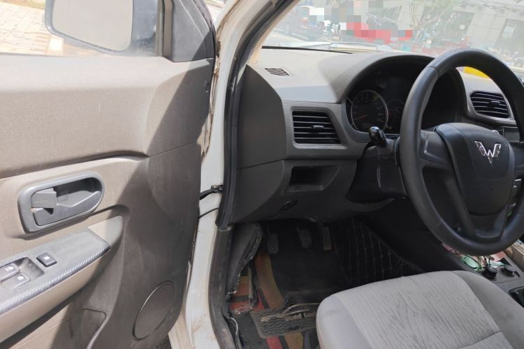 Used Wuling Hongguang 2016 1.5L Restyled S Comfort Version Driver Seat