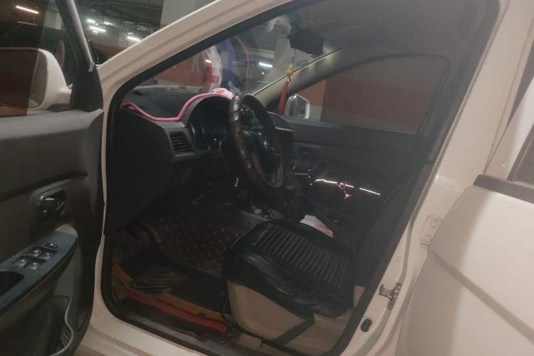 Used Wuling Hongguang 2016 1.5L Restyled S Comfort Version Driver Seat