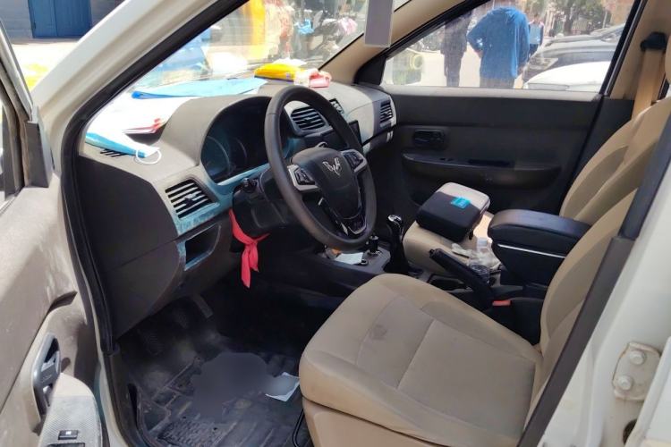 Used Wuling Hongguang 2016 1.5L S Comfort Version Driver Seat