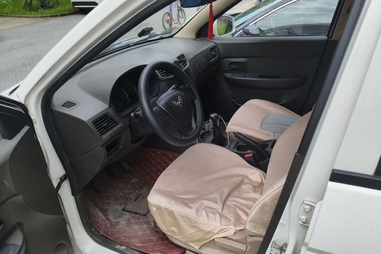 Used Wuling Hongguang 2016 1.5L Restyled S Comfort Version Driver Seat
