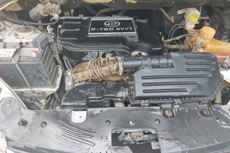 Used Wuling Hongguang 2016 1.5L S1 Deluxe Model China V-standard Engine Bay