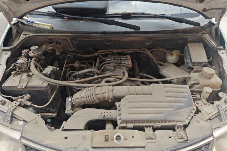 Used Wuling Hongguang 2016 1.5L S Comfort Version Engine Bay