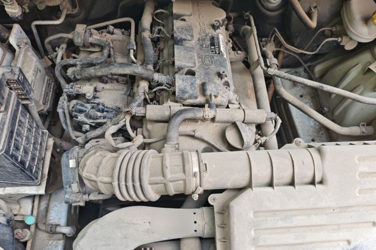 Used Wuling Hongguang 2016 1.5L Restyled S Comfort Version Engine Bay
