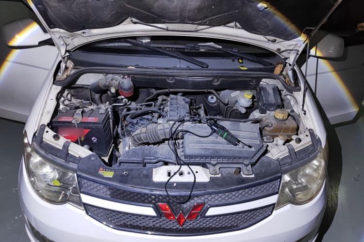 Used Wuling Hongguang 2016 1.5L S Comfort Version Engine Bay