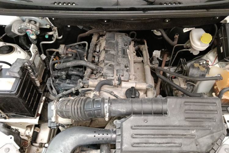 Used Wuling Hongguang 2016 1.5L Restyled S Comfort Version Engine Bay
