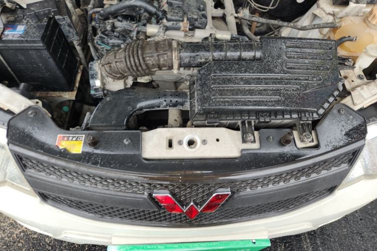 Used Wuling Hongguang 2016 1.5L Restyled S Comfort Version Engine Bay