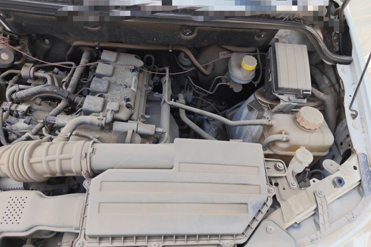 Used Wuling Hongguang 2016 1.5L Restyled S Comfort Version Engine Bay Left