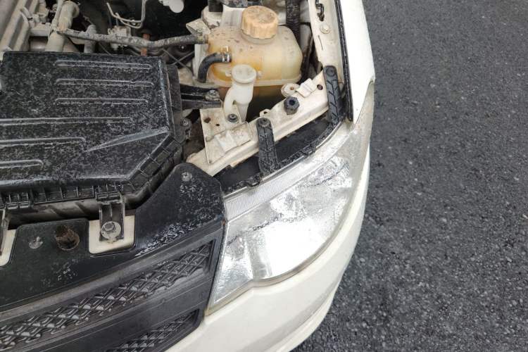Used Wuling Hongguang 2016 1.5L Restyled S Comfort Version Engine Bay Left