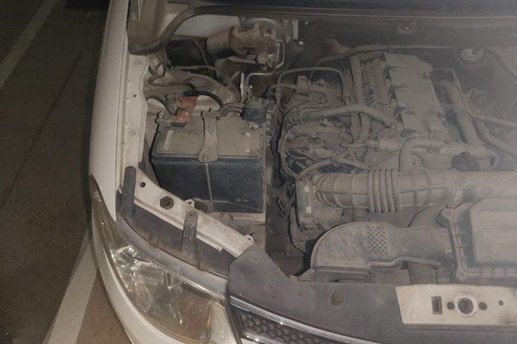 Used Wuling Hongguang 2016 1.5L Restyled S Comfort Version Engine Bay Right