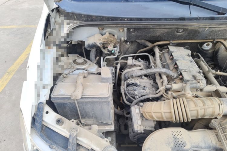 Used Wuling Hongguang 2016 1.5L Restyled S Comfort Version Engine Bay Right