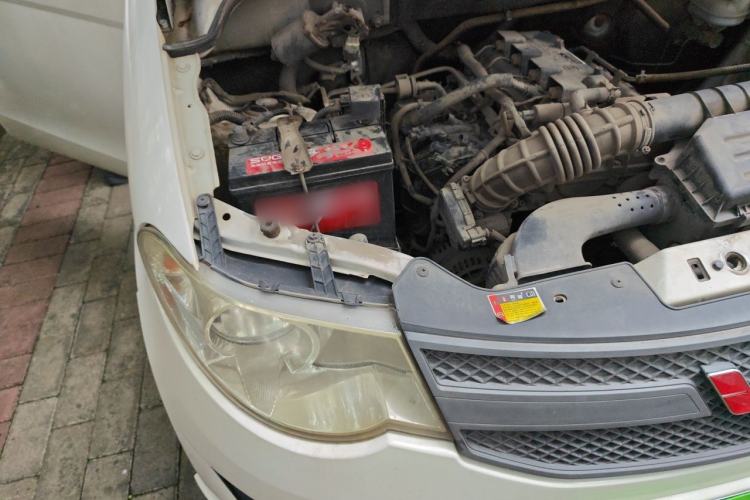 Used Wuling Hongguang 2016 1.5L Restyled S Comfort Version Engine Bay Right