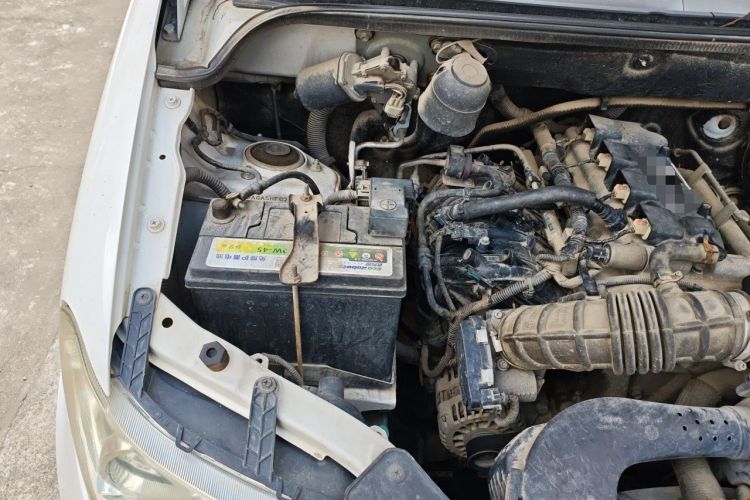 Used Wuling Hongguang 2016 1.5L Restyled S Comfort Version Engine Bay Right