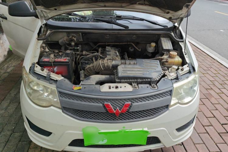 Used Wuling Hongguang 2016 1.5L Restyled S Comfort Version Engine Bay