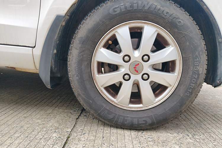 Used Wuling Hongguang 2016 1.5L S Comfort Version Exterior 7