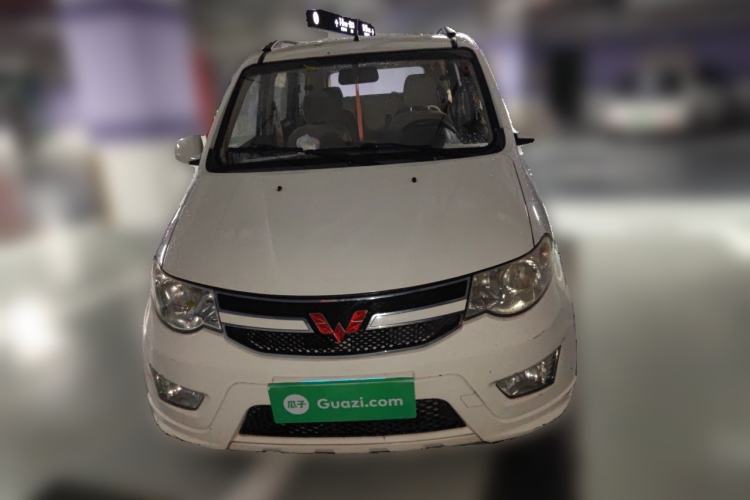 Used Wuling Hongguang 2016 1.5L S Comfort Version Front