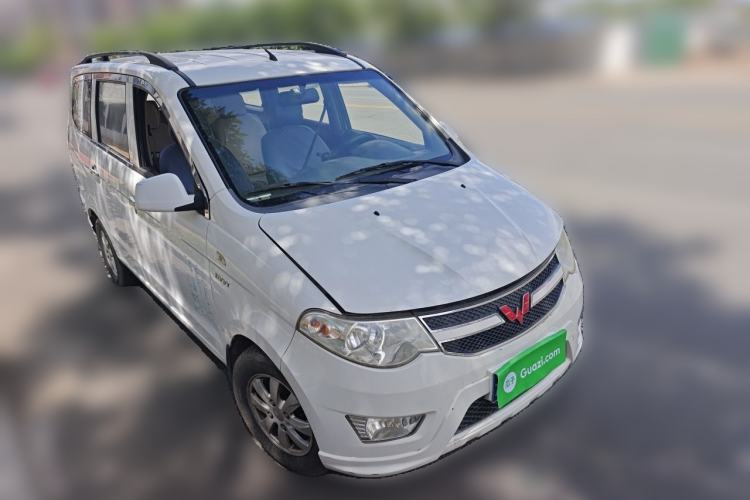 Used Wuling Hongguang 2016 1.5L Restyled S Comfort Version Front Right 45 Deg