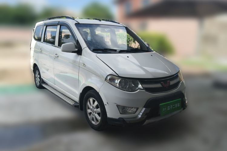 Used Wuling Hongguang 2016 1.5L Restyled S Comfort Version Front Right 45 Deg