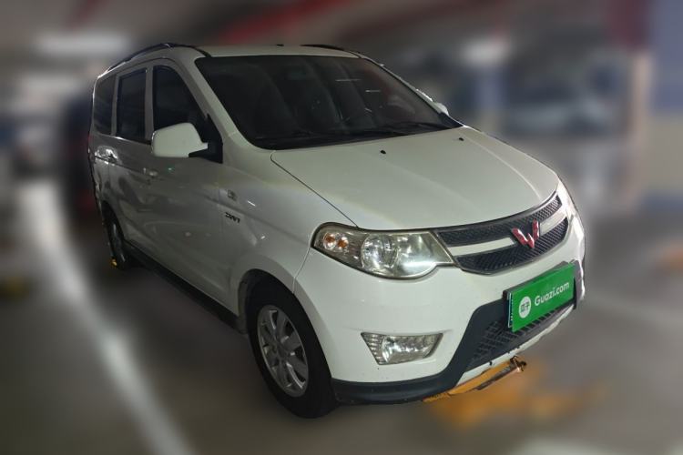 Used Wuling Hongguang 2016 1.5L Restyled S Comfort Version Front Right 45 Deg