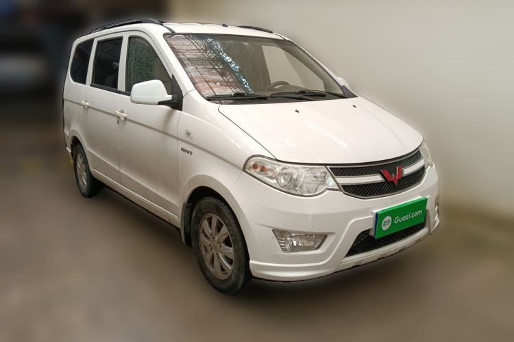 Used Wuling Hongguang 2016 1.5L Restyled S Comfort Version Front Right 45 Deg