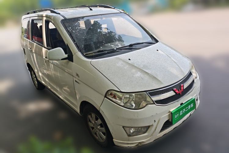 Used Wuling Hongguang 2016 1.5L S Comfort Version Front Right 45 Deg
