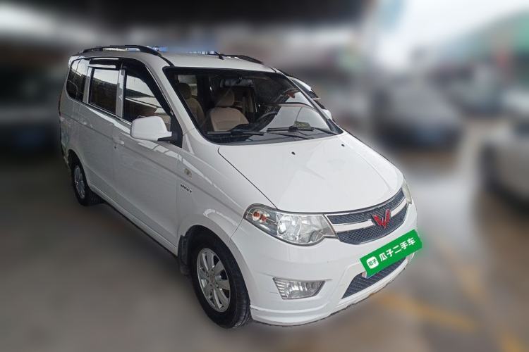 Used Wuling Hongguang 2016 1.5L Restyled S Comfort Version Front Right 45 Deg