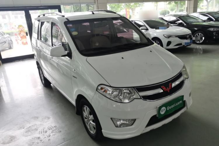 Used Wuling Hongguang 2016 1.5L Restyled S Comfort Version Front Right 45 Deg