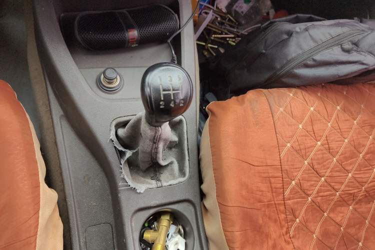 Used Wuling Hongguang 2016 1.5L Restyled S Comfort Version Gear Lever