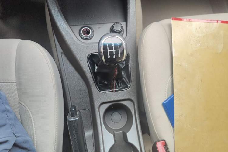 Used Wuling Hongguang 2016 1.5L S Comfort Version Gear Lever