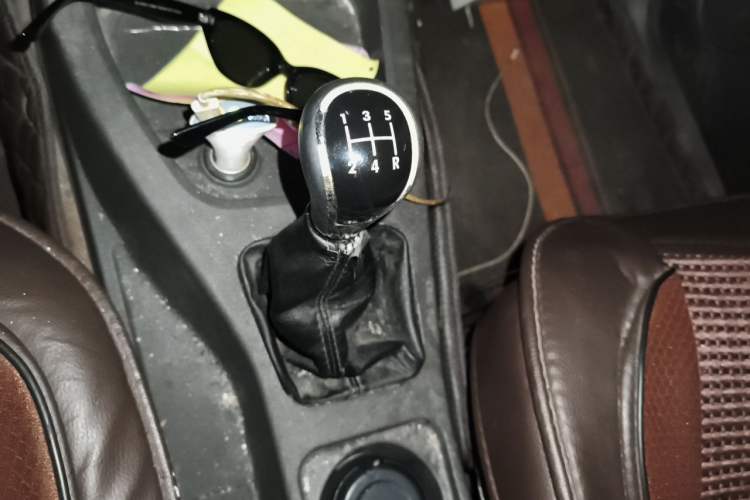 Used Wuling Hongguang 2016 1.5L Restyled S Comfort Version Gear Lever