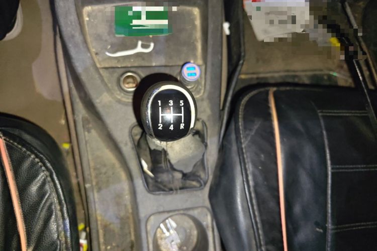Used Wuling Hongguang 2016 1.5L Restyled S Comfort Version Gear Lever