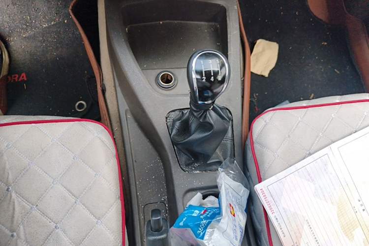 Used Wuling Hongguang 2016 1.5L S Comfort Version Gear Lever