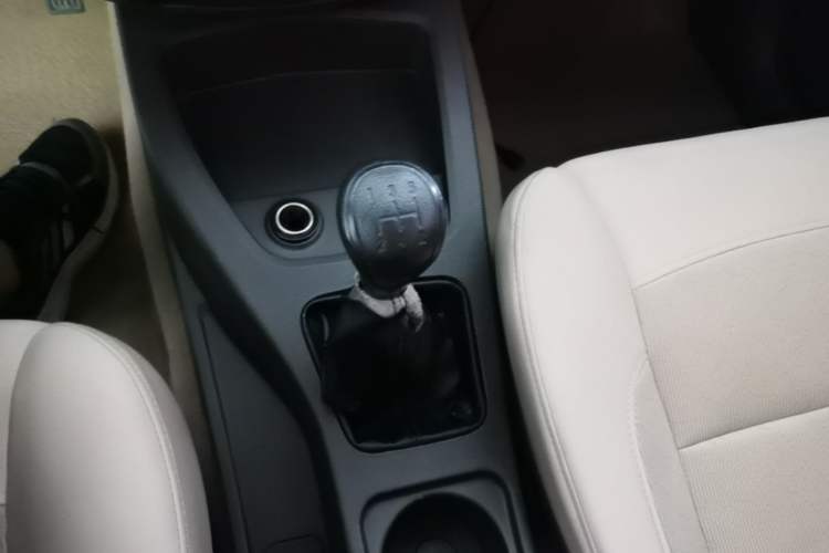 Used Wuling Hongguang 2016 1.5L Restyled S Comfort Version Gear Lever