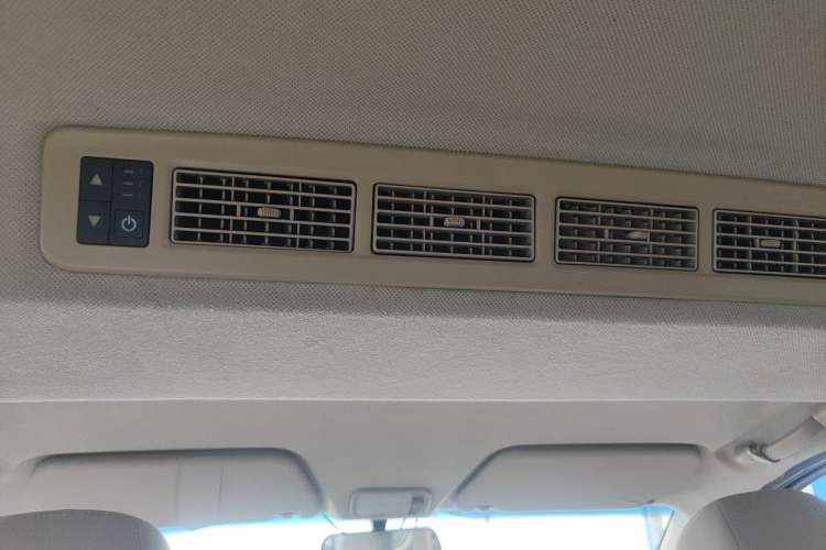 Used Wuling Hongguang 2016 1.5L Restyled S Comfort Version Headliner