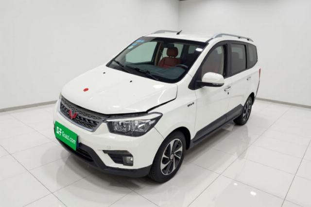 Wuling Hongguang 2016 1.5L S1 Deluxe Model China V-standard مستعملة