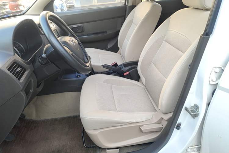 Used Wuling Hongguang 2016 1.5L Restyled S Comfort Version Left Front Seat