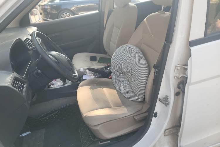 Used Wuling Hongguang 2016 1.5L S Comfort Version Left Front Seat