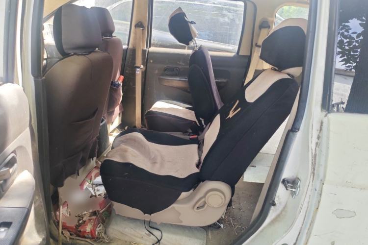 Used Wuling Hongguang 2016 1.5L S Comfort Version Left Rear Seat