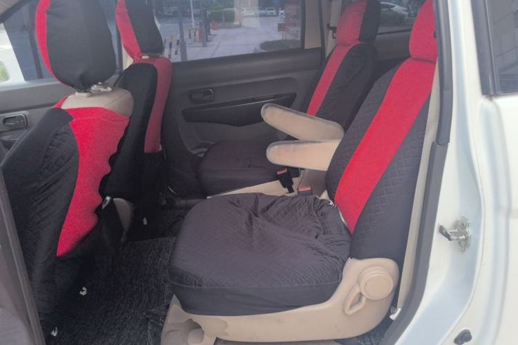 Used Wuling Hongguang 2016 1.5L Restyled S Comfort Version Left Rear Seat