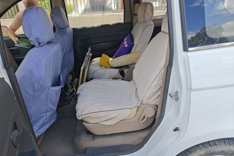 Used Wuling Hongguang 2016 1.5L Restyled S Comfort Version Left Rear Seat