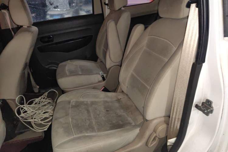 Used Wuling Hongguang 2016 1.5L S Comfort Version Left Rear Seat