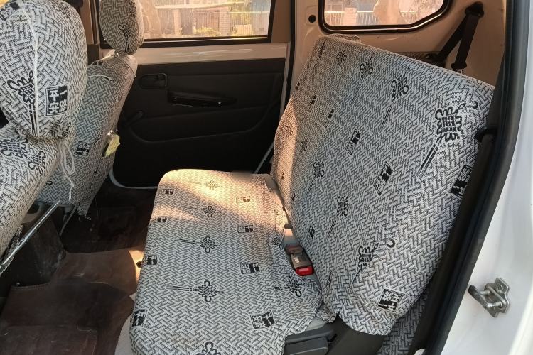 Used Wuling Hongguang 2016 1.5L S Comfort Version Left Rear Seat