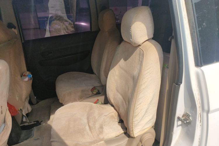 Used Wuling Hongguang 2016 1.5L S Comfort Version Left Rear Seat