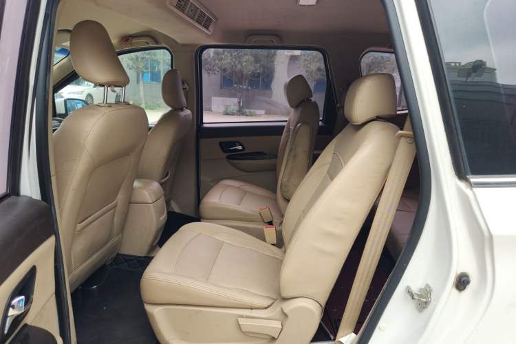 Used Wuling Hongguang 2016 1.5L S1 Deluxe Model China V-standard Left Rear Seat
